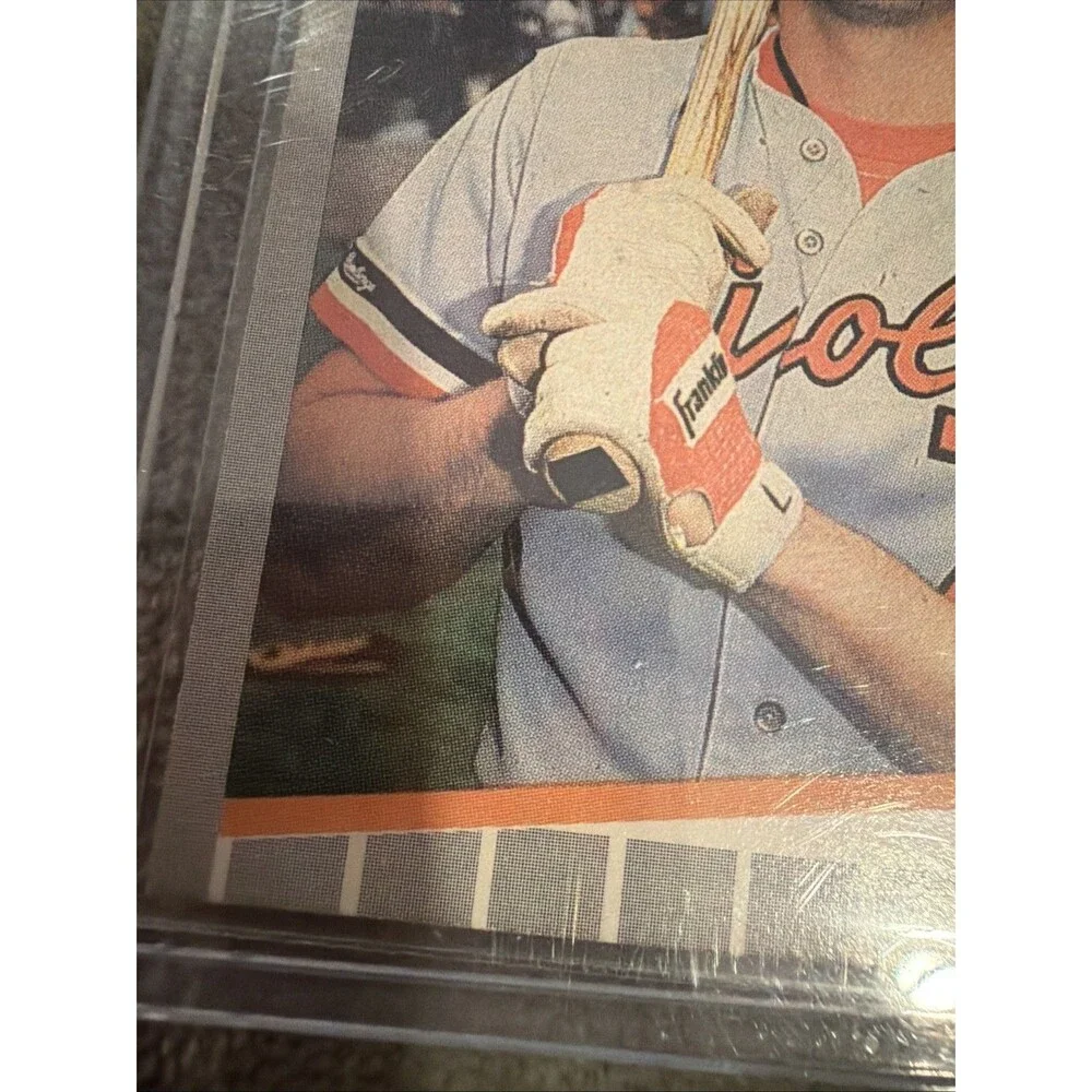1989 Fleer - Billy Ripken #616 Black Box on Bat Knob